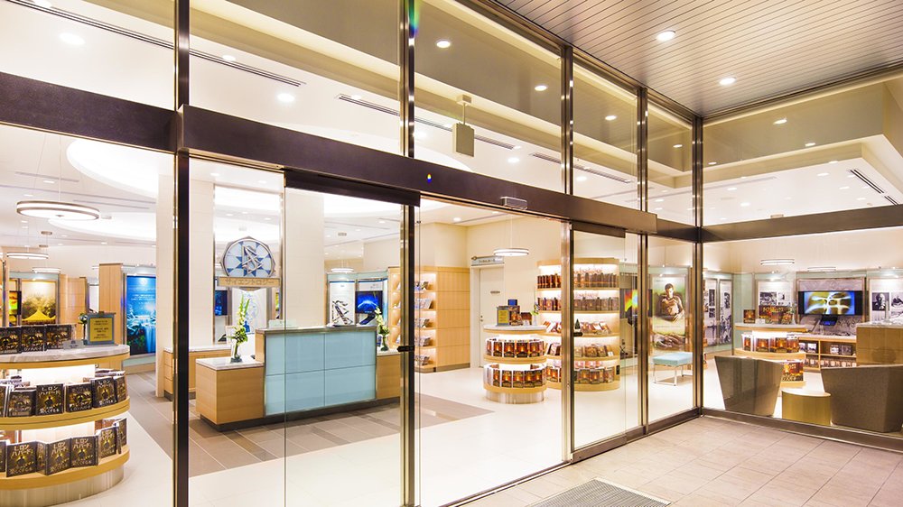 Spacious reception area of Tokyo Ideal Org